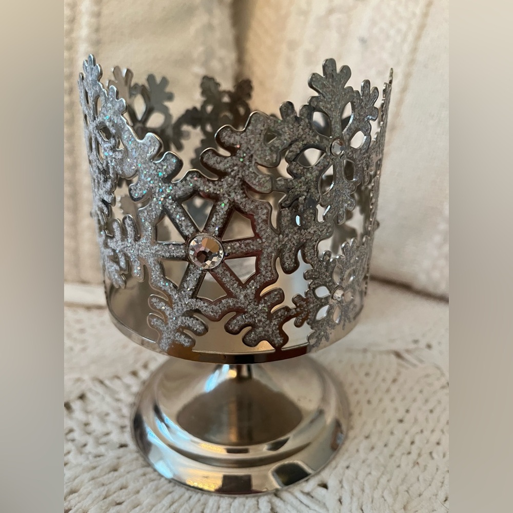 BBW Silver Snowflake Candle Holder